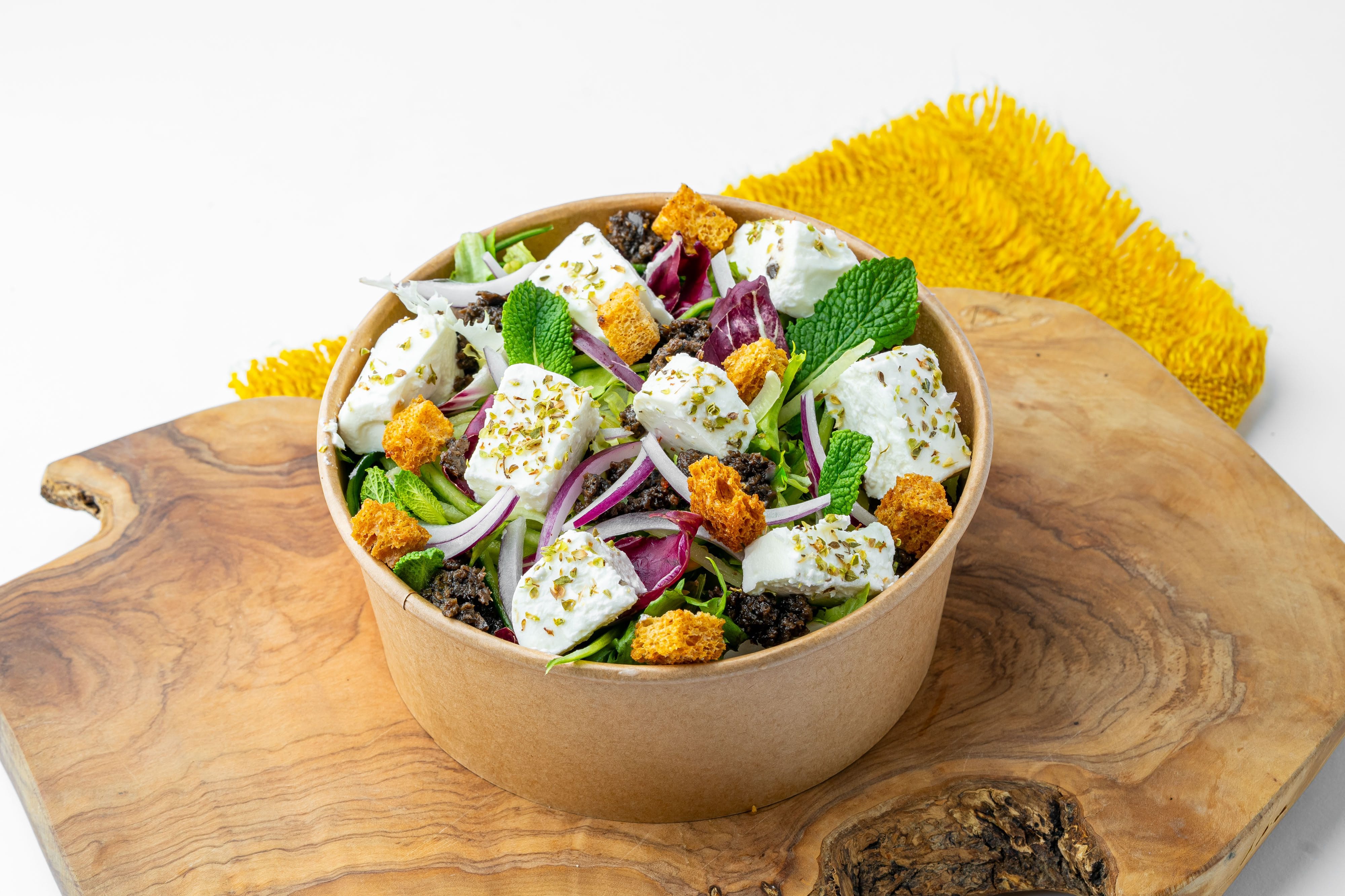 Salată Mediteraneană 5